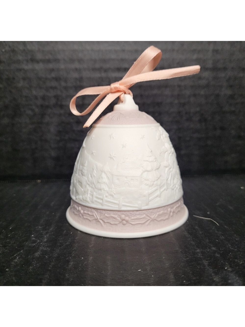 1991 Lladro Campanita Navidad 1.991 Christmas Bell with Pink and White #5803 - Picture 3 of 10